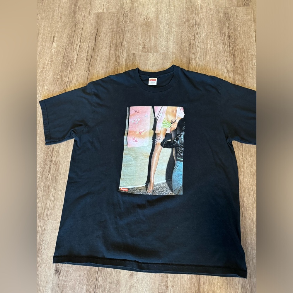 Supreme Black T-shirt Men’s XL